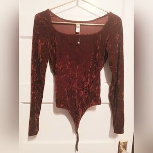 VTG Victoria Secret red/burgundy  velvet body suit - m
